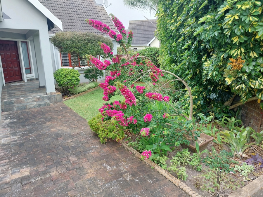 3 Bedroom Property for Sale in The Island Western Cape